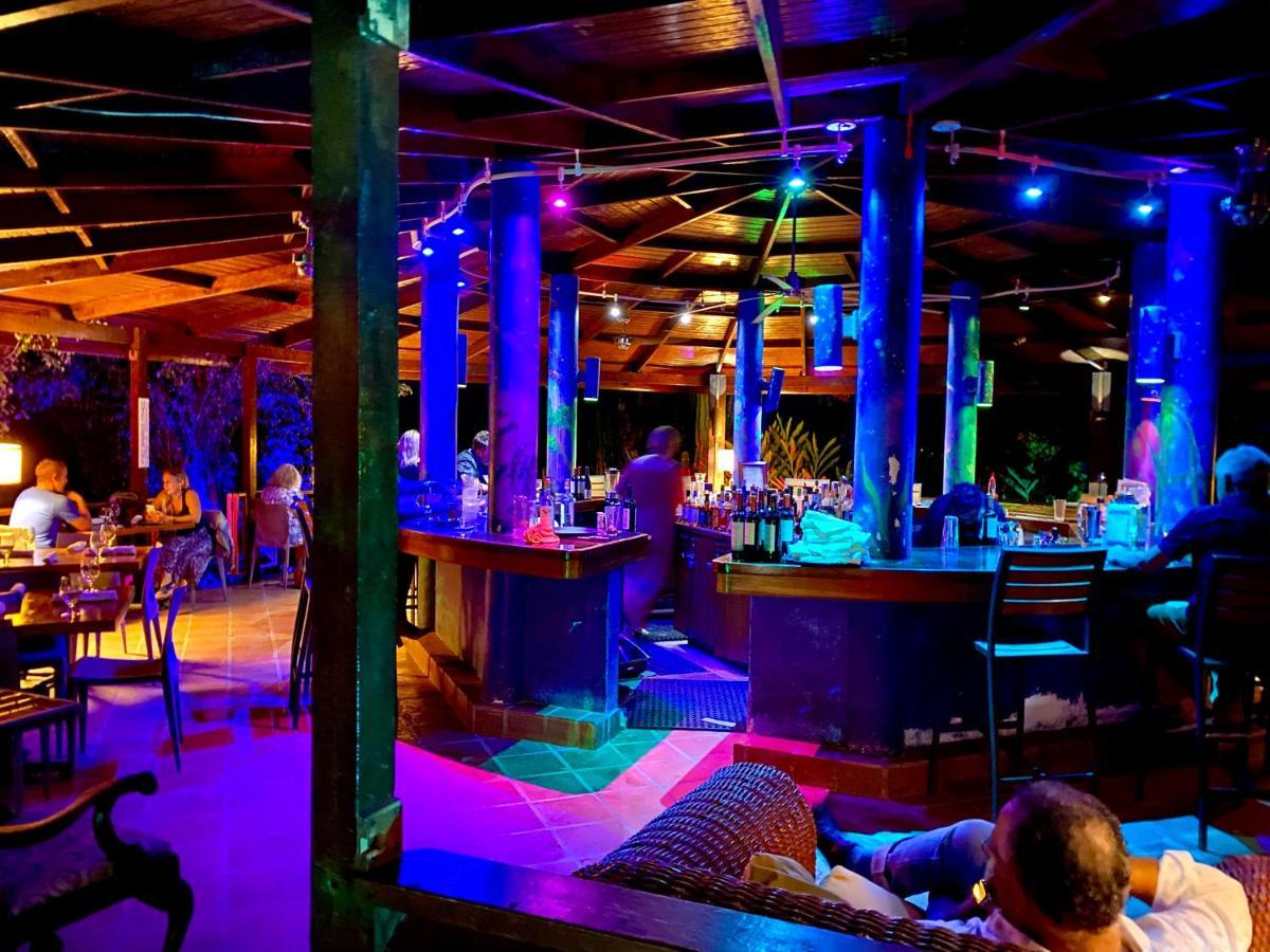 Blue Horizon Boutique Resort (Adults Only) بييكيس المظهر الخارجي الصورة